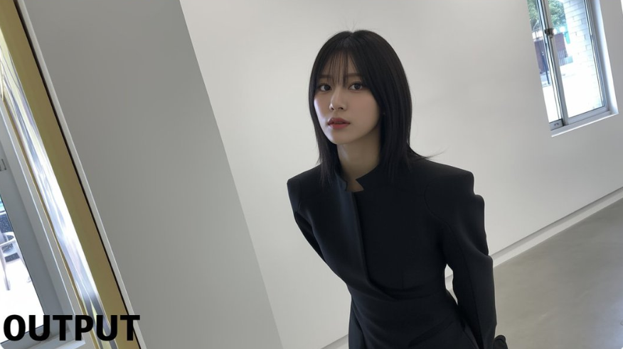 POSE MODIFICATION transformation - final result after AI processing